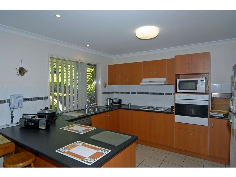 4 Couran Court, Redland Bay QLD 4165