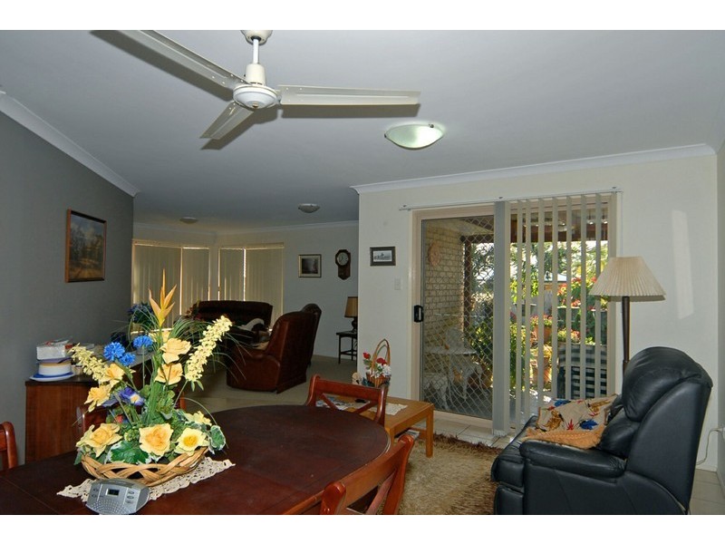 4 Couran Court, Redland Bay QLD 4165