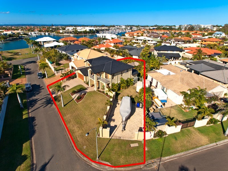 1 Cayman, Ormiston QLD 4160