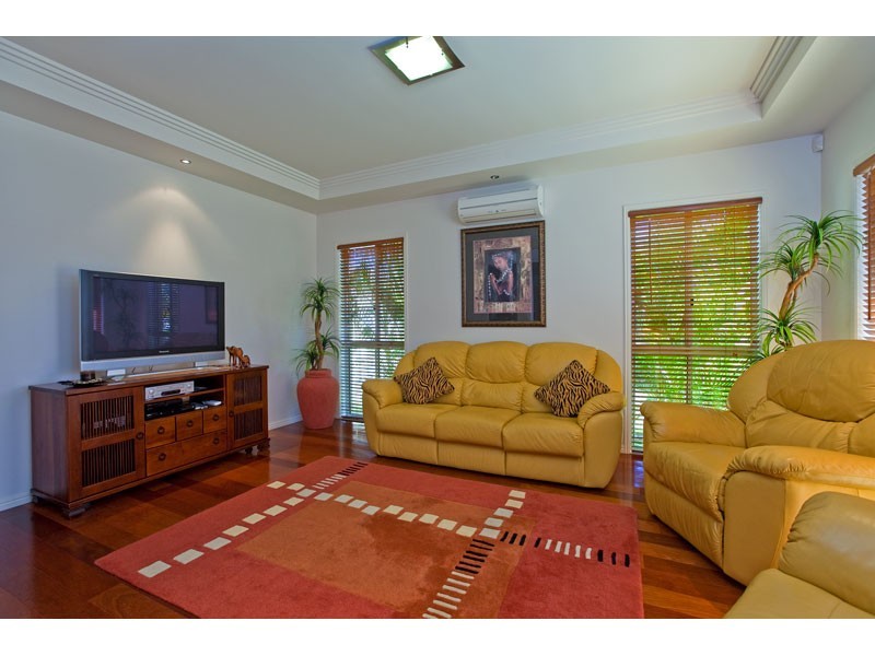 1 Cayman, Ormiston QLD 4160