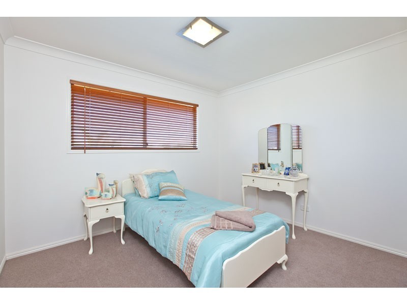 1 Cayman, Ormiston QLD 4160