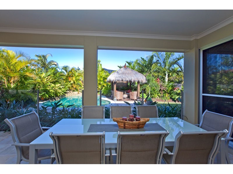 1 Cayman, Ormiston QLD 4160