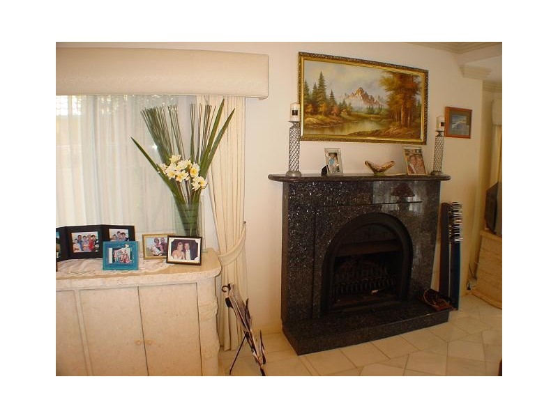 11 Bonaventure, Raby Bay QLD 4163