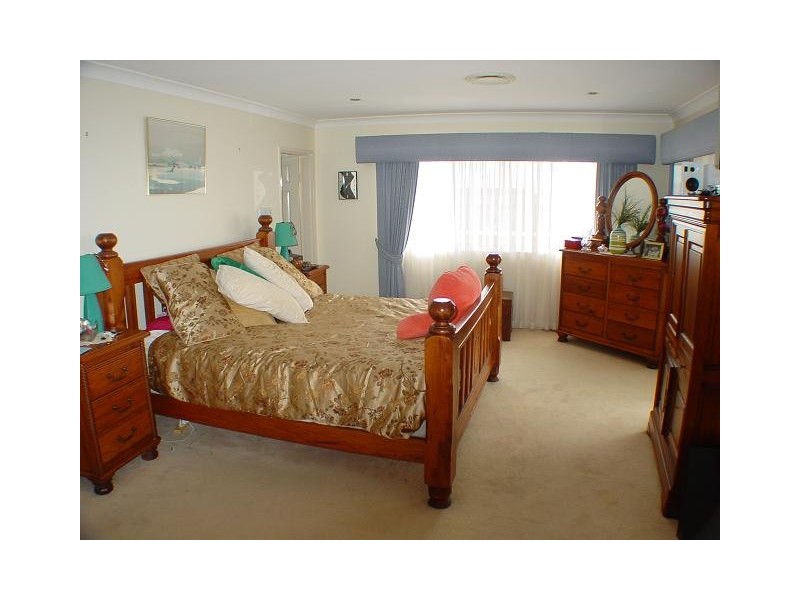 11 Bonaventure, Raby Bay QLD 4163