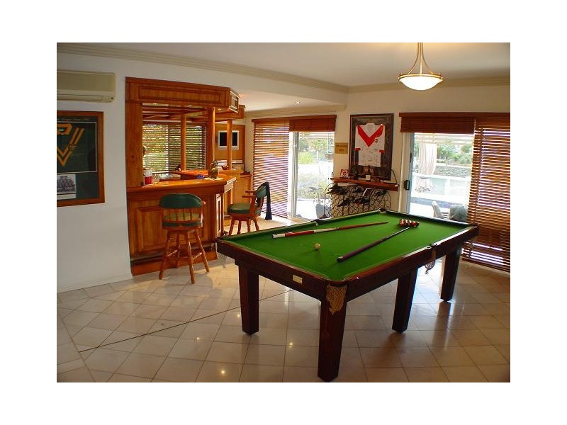 11 Bonaventure, Raby Bay QLD 4163