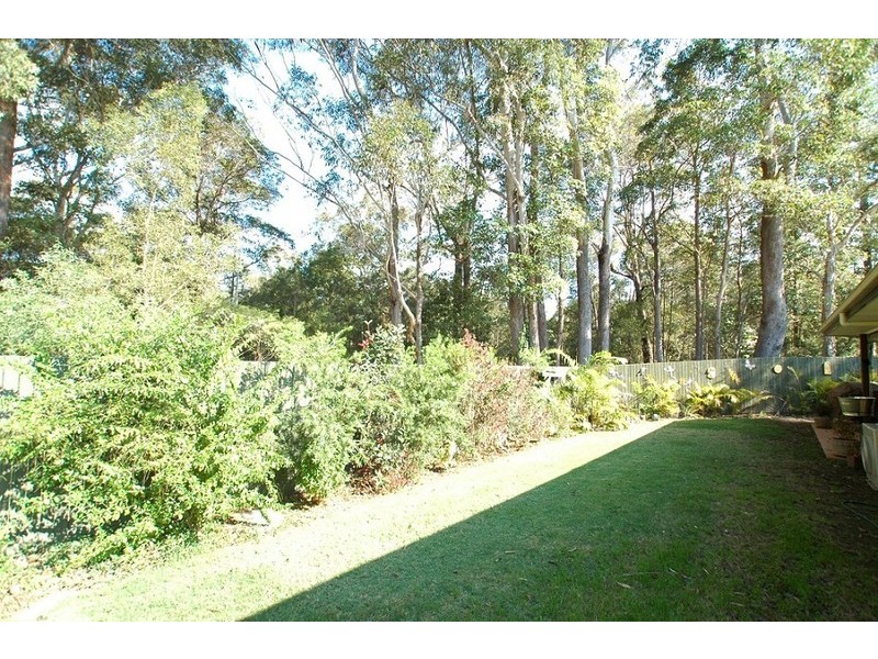 20 Emperor Drive, Redland Bay QLD 4165