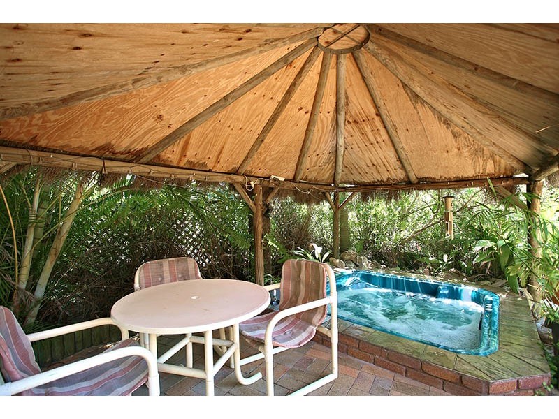 138 Allenby Rd, Wellington Point QLD 4160