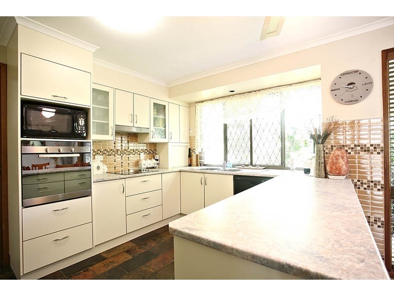 138 Allenby Rd, Wellington Point QLD 4160