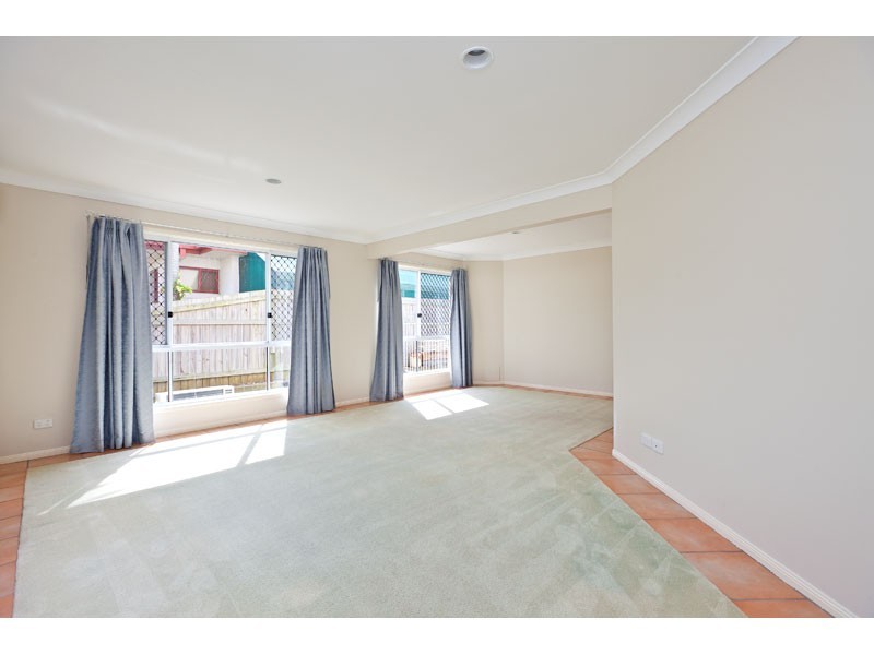 2 Sirocco Court, Ormiston QLD 4160