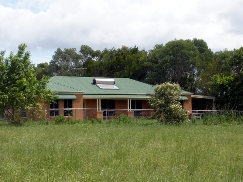 27 Double Jump Rd, Redland Bay QLD 4165