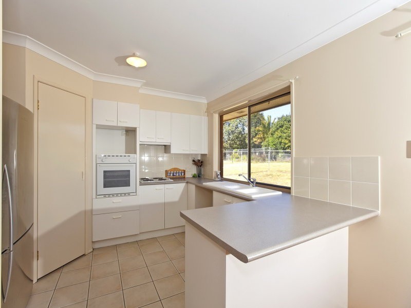27 Double Jump Rd, Redland Bay QLD 4165