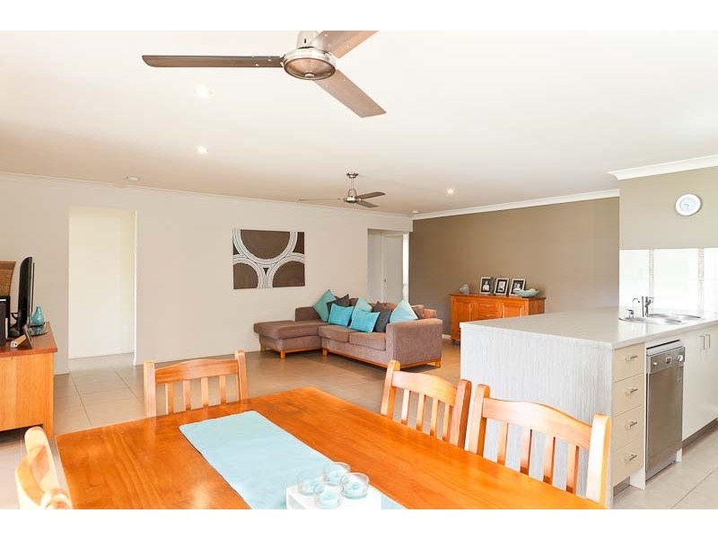 11 Lyndhurst Place, Thornlands QLD 4164