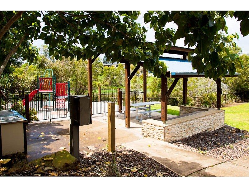 11 Lyndhurst Place, Thornlands QLD 4164