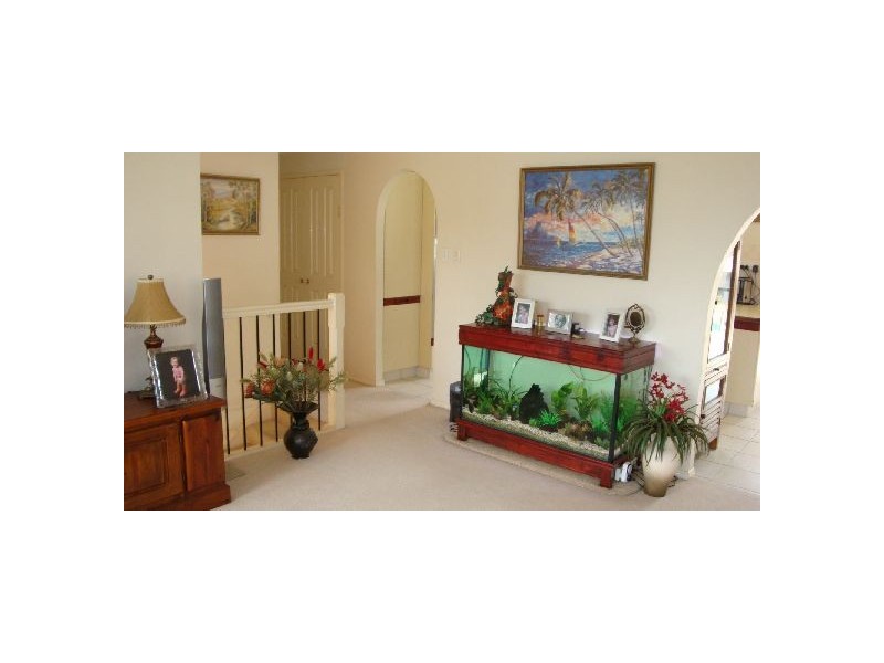 29 Cambridge Dr, Alexandra Hills QLD 4161