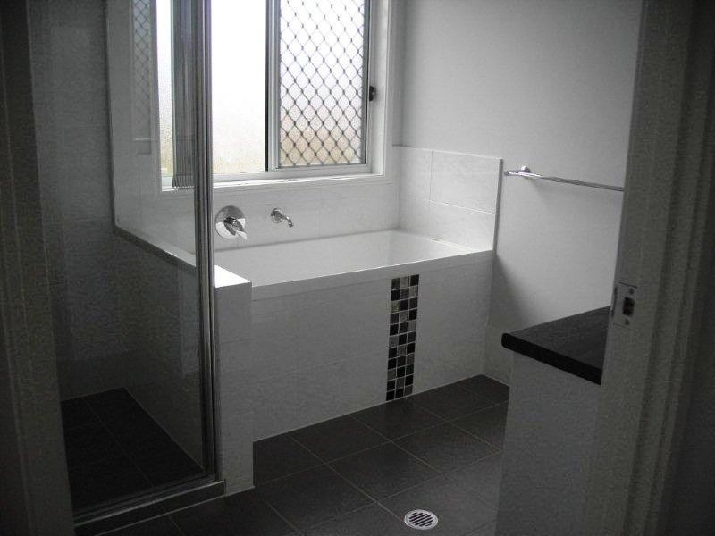3 Daly Place, Redland Bay QLD 4165