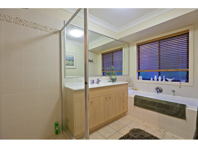 27 Kerder St, Thornlands QLD 4164