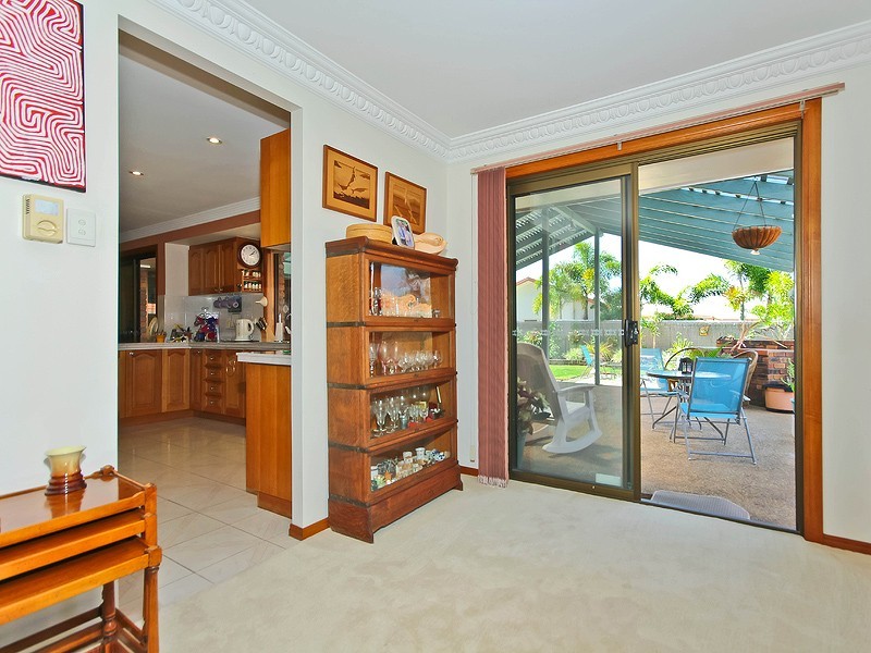 30 Kooringa Ave, Cleveland QLD 4163