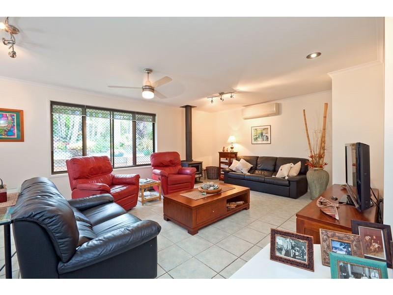 15 Maclean Court, Alexandra Hills QLD 4161