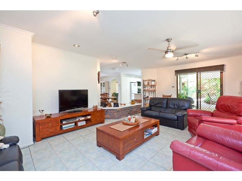 15 Maclean Court, Alexandra Hills QLD 4161