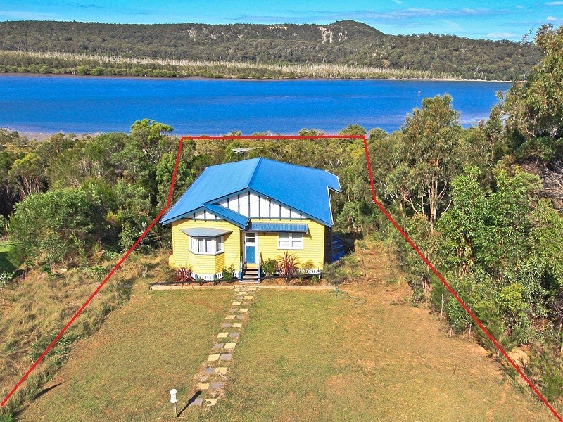 38 Leichhardt Tce, Russell Island QLD 4184