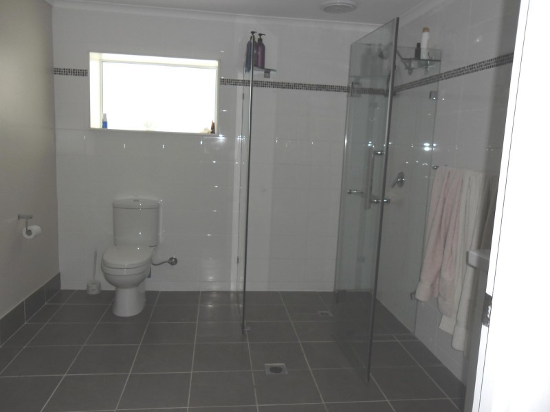 17  Sunbury, Birkdale QLD 4159