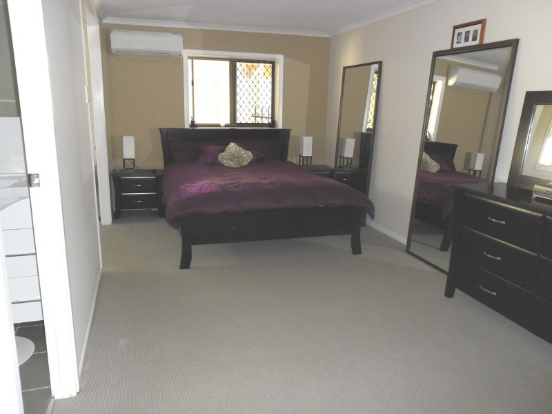 17  Sunbury, Birkdale QLD 4159