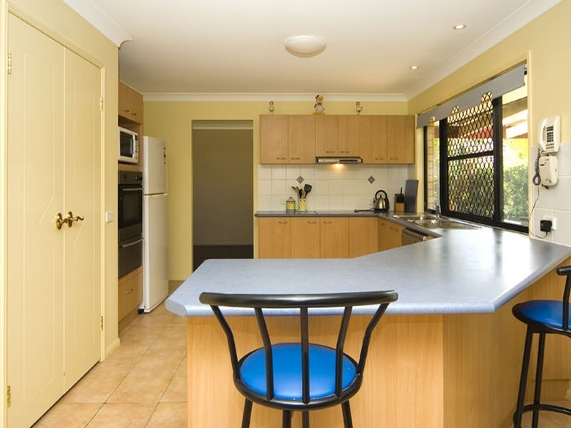 6 Orangegrove Court, Birkdale QLD 4159