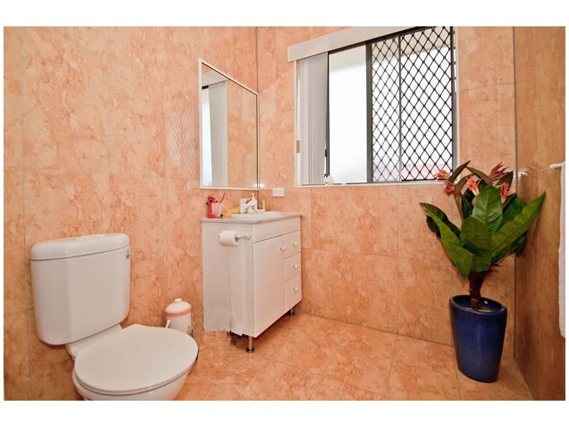 4 Karen Street, Cleveland QLD 4163