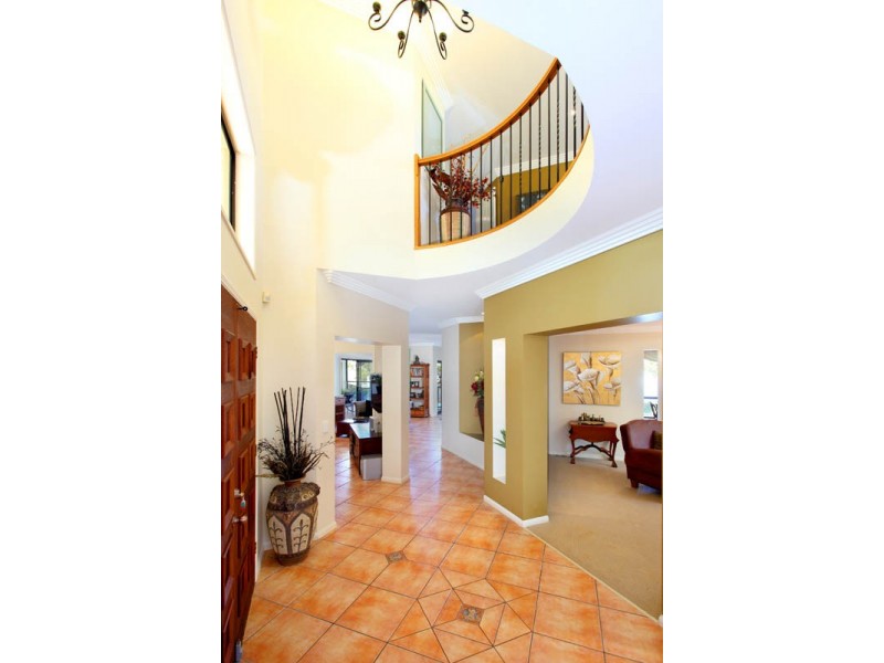 16 Marram Court, Raby Bay QLD 4163