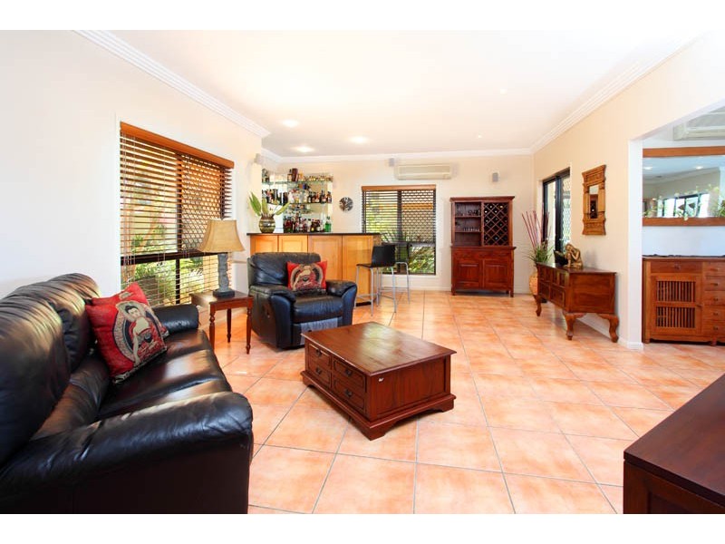 16 Marram Court, Raby Bay QLD 4163