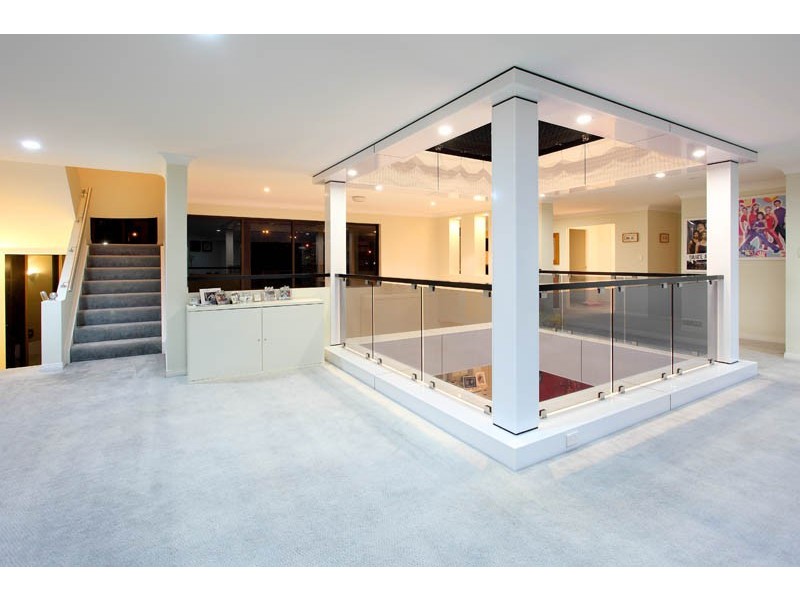 8 Sommersea drive, Raby Bay QLD 4163