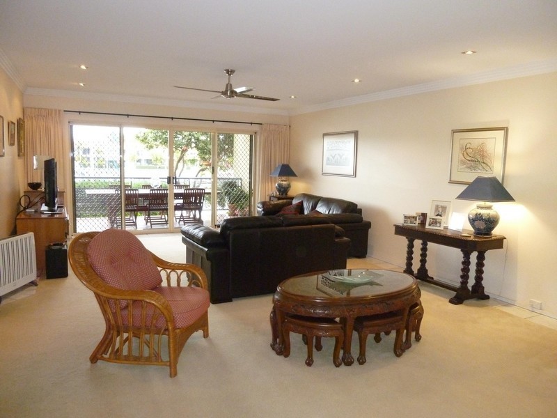 15 RABY BAY QUAYS 13 ESPERANCE CRT, Raby Bay QLD 4163