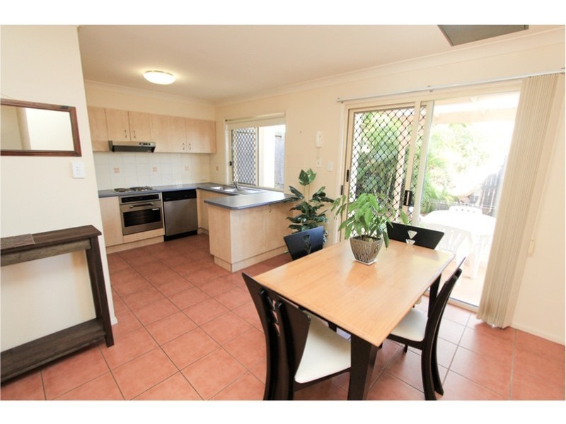 33/81 Network Dr, Wynnum West QLD 4178