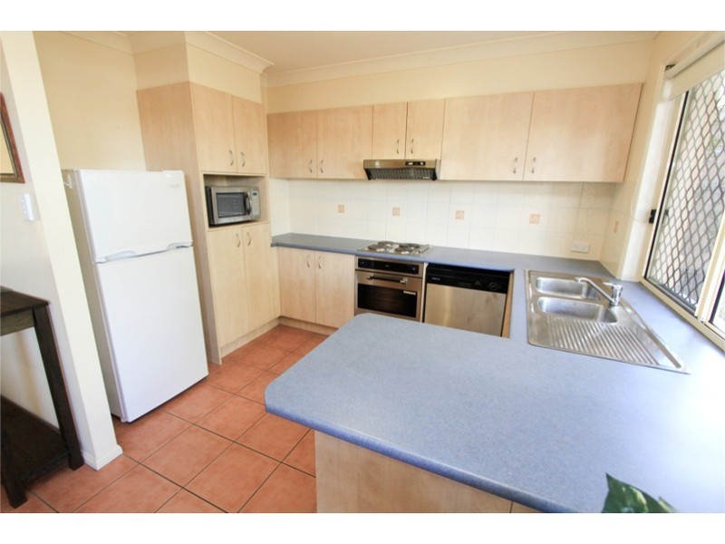 33/81 Network Dr, Wynnum West QLD 4178