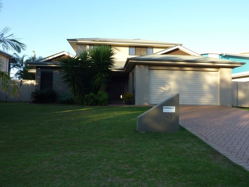 43 Allan Day Drive, Wellington Point QLD 4160