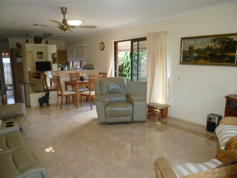 4/12 Channel st, Cleveland QLD 4163