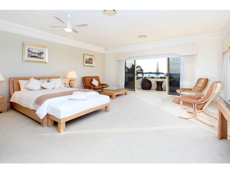 103 Masthead Drive, Raby Bay QLD 4163