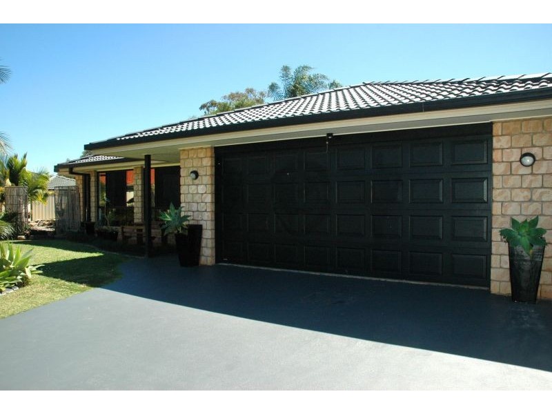 16 Rofail Court, Thorneside QLD 4158