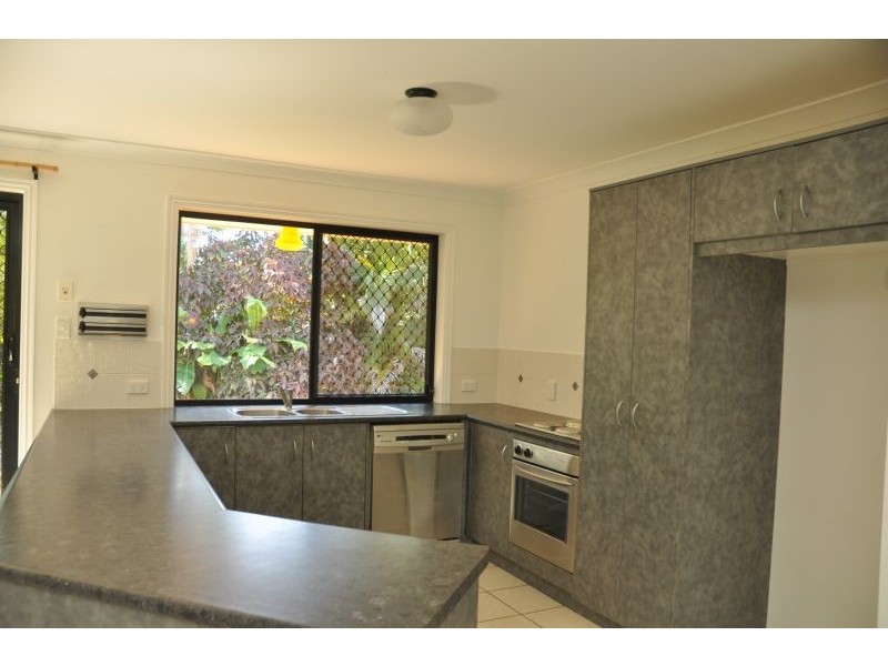 16 Rofail Court, Thorneside QLD 4158