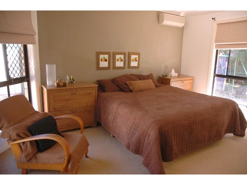 16 Rofail Court, Thorneside QLD 4158