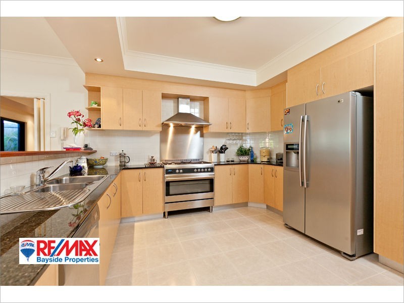 6 Tudar Place, Thornlands QLD 4164