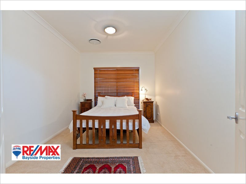 6 Tudar Place, Thornlands QLD 4164