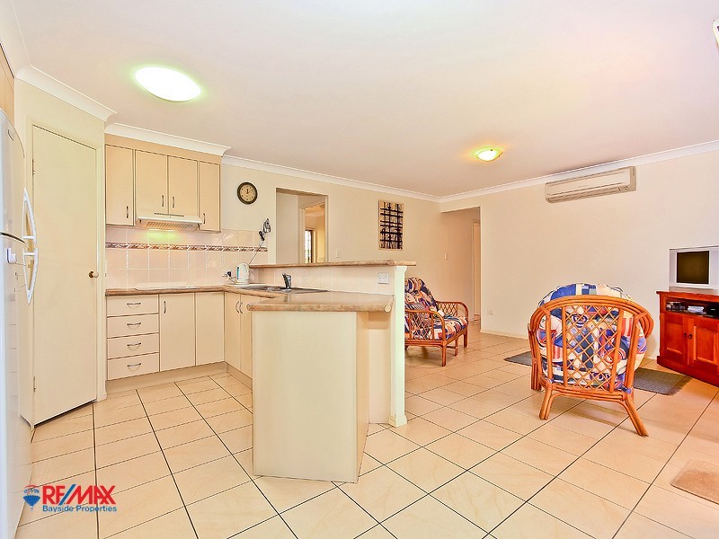 8  Liner Street, Wellington Point QLD 4160