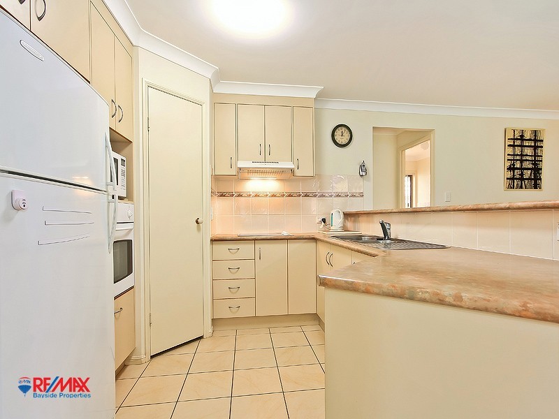 8  Liner Street, Wellington Point QLD 4160