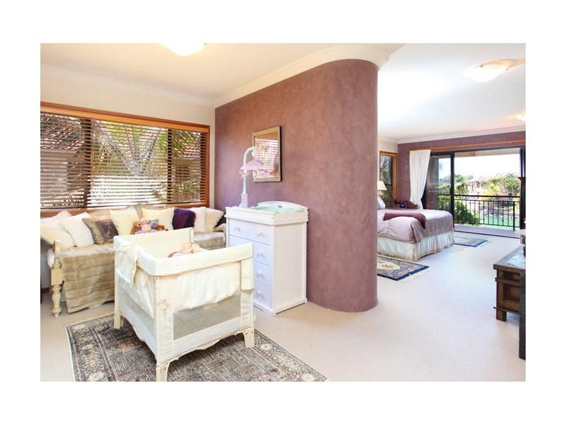 26 Mainroyal Court, Raby Bay QLD 4163