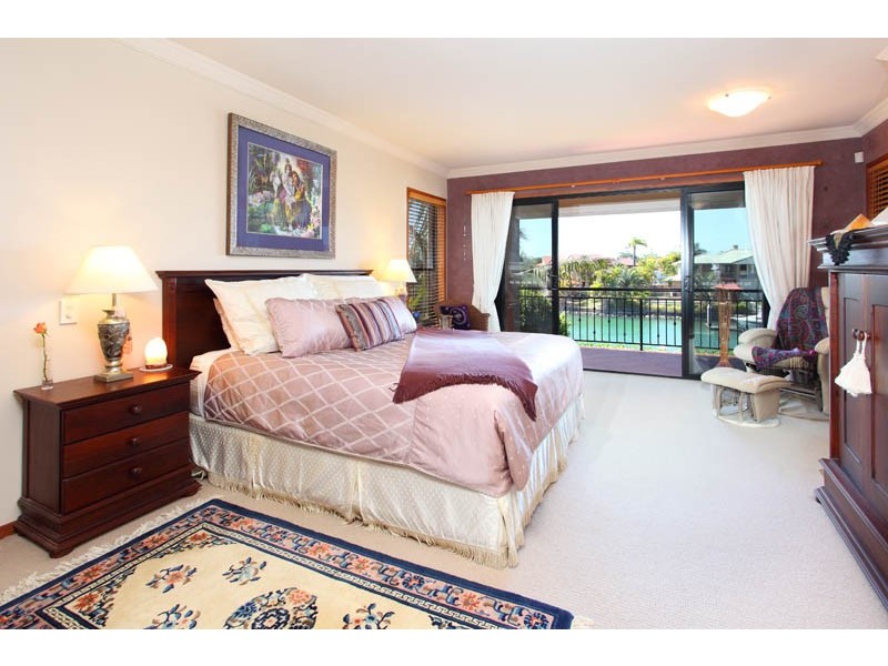 26 Mainroyal Court, Raby Bay QLD 4163