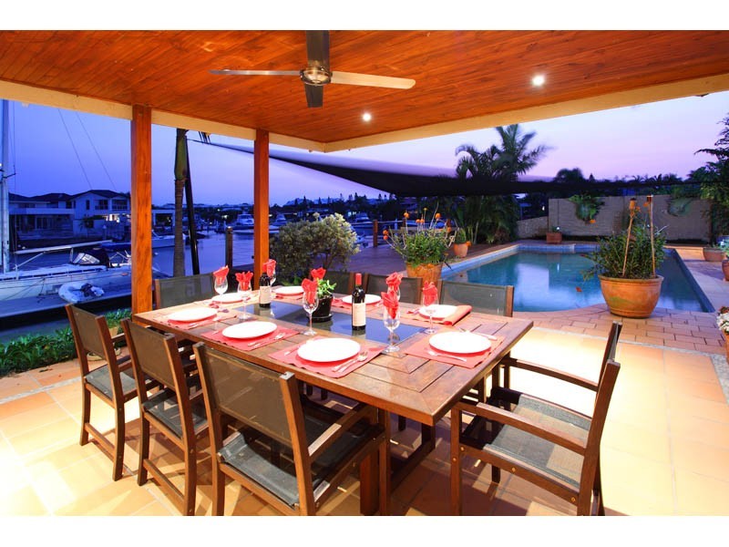 6 SEAHAVEN COURT, Raby Bay QLD 4163