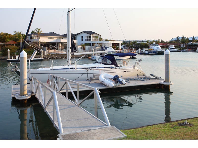 6 SEAHAVEN COURT, Raby Bay QLD 4163