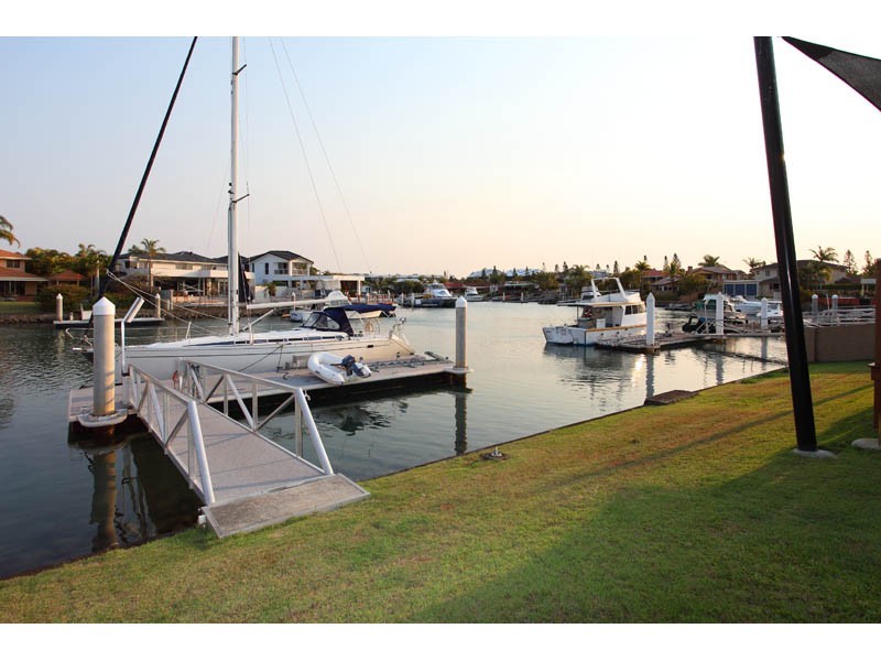 6 SEAHAVEN COURT, Raby Bay QLD 4163