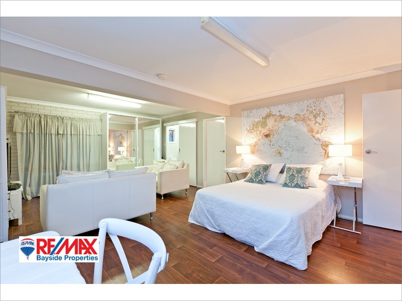 16 Hansen Ct, Ormiston QLD 4160